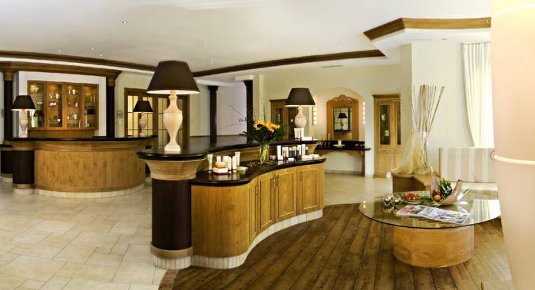 massaggio shiatsu reception area spa