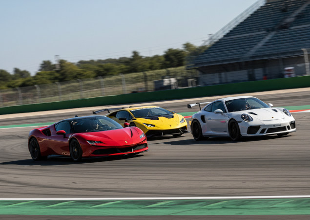 esperienza regalo guidare in pista