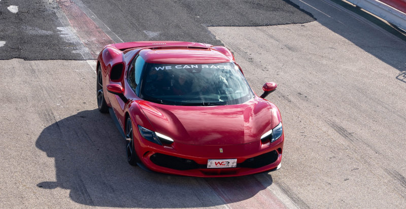 Buono regalo Giro in Ferrari per bambini Agrigento per la Junior Experience