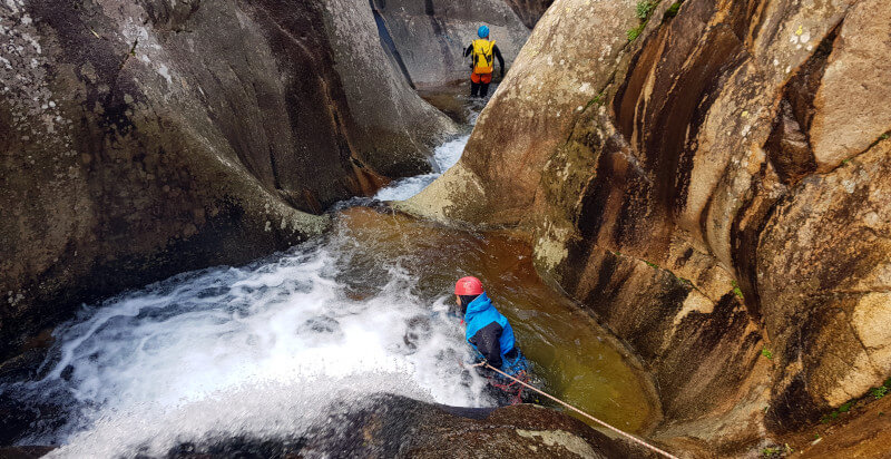 canyoning rio zairi sud sardegna calarsi con corda