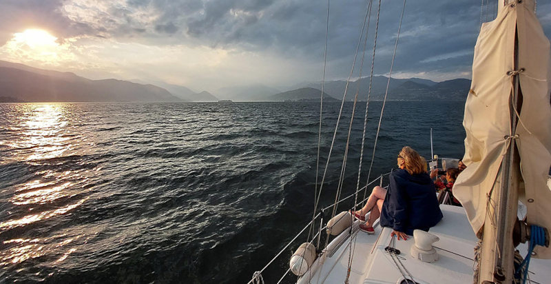 Escursione in barca a vela in esclusiva - Lago Maggiore-1