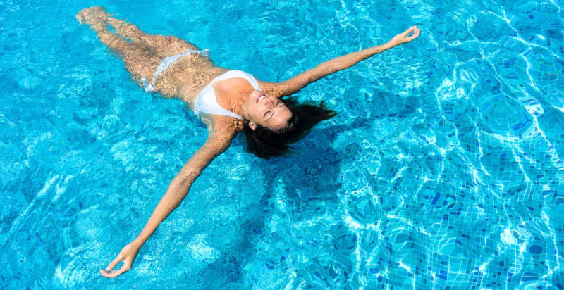 Relax nella piscina termale di Abano