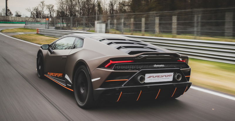 Guidare una Lamborghini in pista Mugello