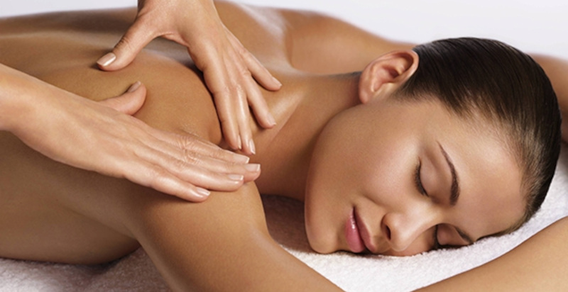 Massaggi relax Milano per benessere e distensione muscolare