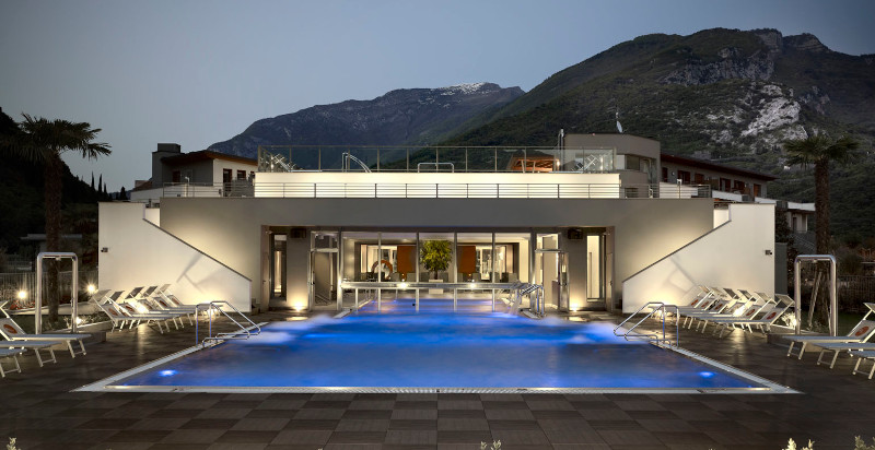 Massaggio rilassante sul lago di Garda presso Garda Thermae