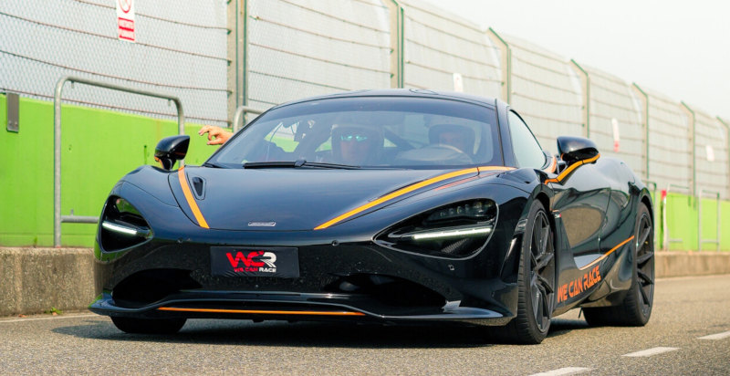 Esperienza di guida McLaren 750S in pista all'Autodromo Pergusa