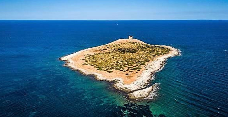 noleggio gommone isola delle femmine