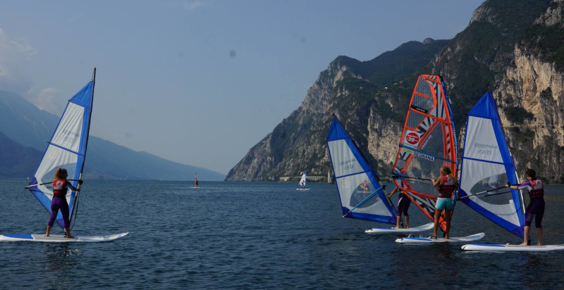 Prova corso windsurf lago di Garda