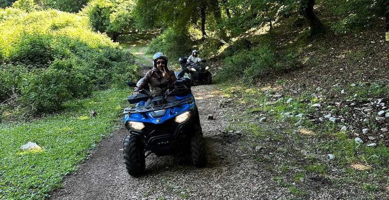 Percorsi sterrati in quad a Rocca Massima per escursioni emozionanti