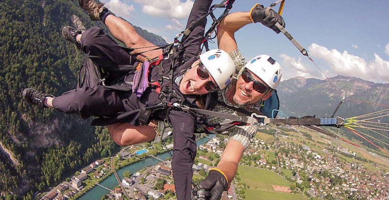 Regala volo tandem parapendio Brescia