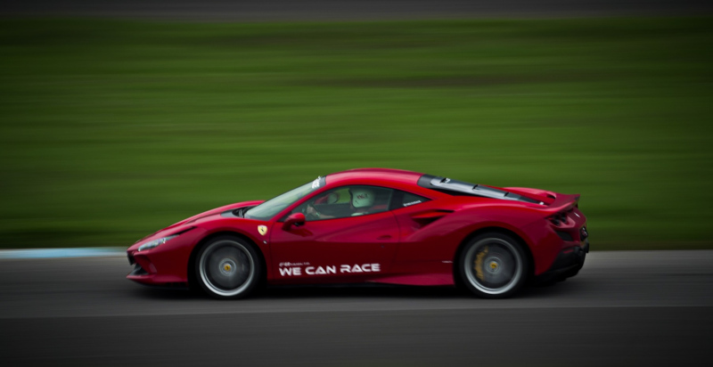 Buono regalo giro in pista sulla Ferrari F8 Tributo a Muro Leccese 