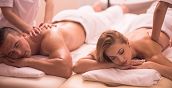 Coppia che riceve massaggi relax a Milano in ambiente elegante