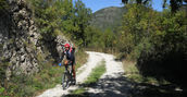 Escursione in mountain bike in Umbria: scopri paesaggi mozzafiato