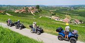 escursione in quad nelle Langhe Cuneo vista natura e paesi