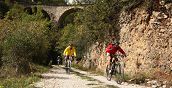 Escursioni in mountain bike: natura, sport e divertimento in Umbria