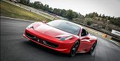 Esperienza Ferrari da passeggero vicino a Torino