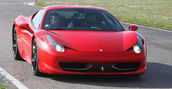 Ferrari in pista circuito Ortona