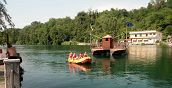 Paesaggio del fiume Adda nel Parco Adda Nord durante rafting