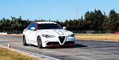 Esperienza di guida sportiva per guidare in pista l'Alfa Giulia Quadrifoglio