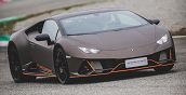 Buono regalo guidare una Lamborghini in pista