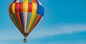 Esperienza di volo in mongolfiera: panorami unici delle dolci colline venete
