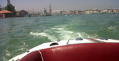 Rent a speedboat Venice