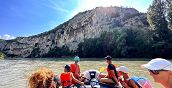 Rafting lungo il fiume Adige nel cuore della Val d'Adige, Trentino