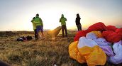 parapendio con escursione in montagna