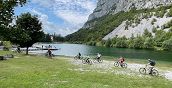 Panorama del lago di Molveno durante la pedalata