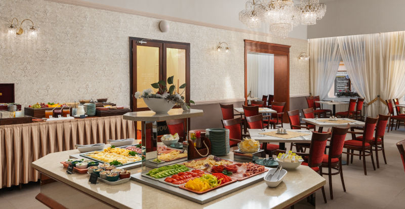 Sala colazione Hotel Savoy a Frantiskovy Lazne