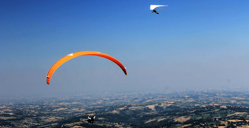 sarnano-parapendio-sarnano