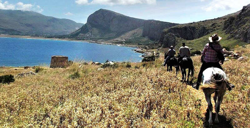 sicilia-passeggiata-cavallo