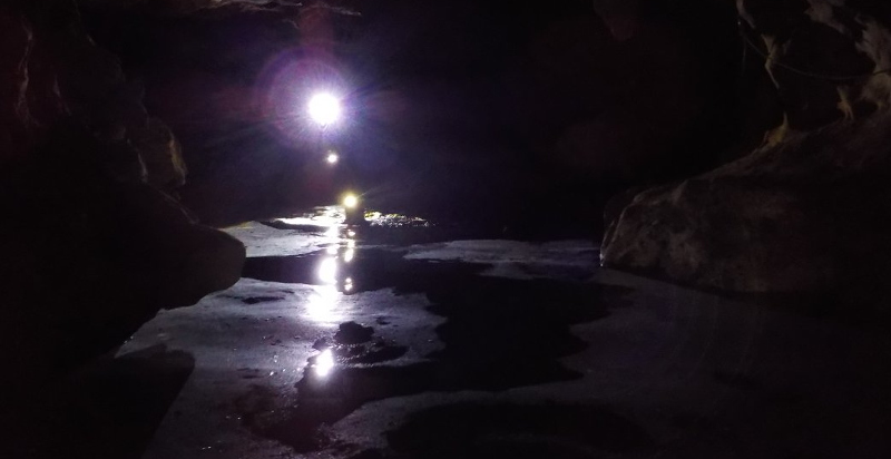 Speleologia grotta Punta degli Stretti