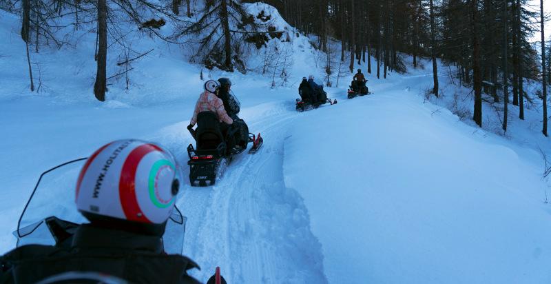 tour motoslitta al tramonto a Sauze di Cesana