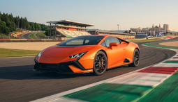 guidare una lamborghini huracan tecnica in pista