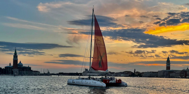 aperitivo in catamarano a venezia